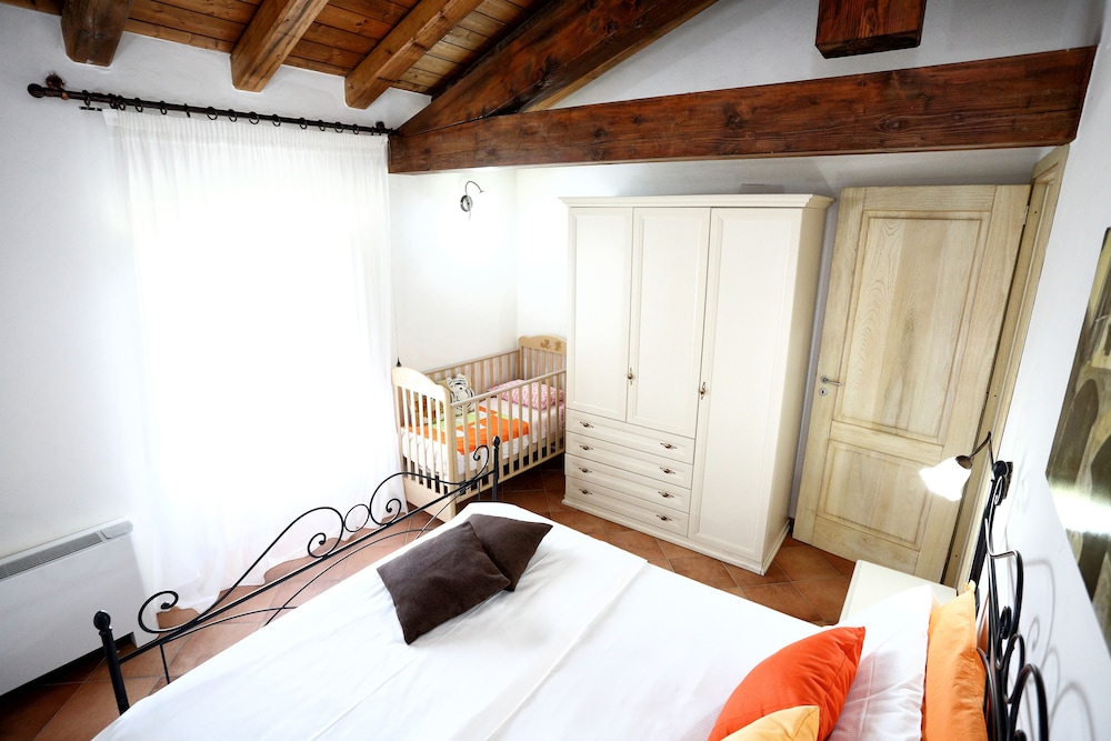 Family Apartment, 1 Bedroom photo 3
