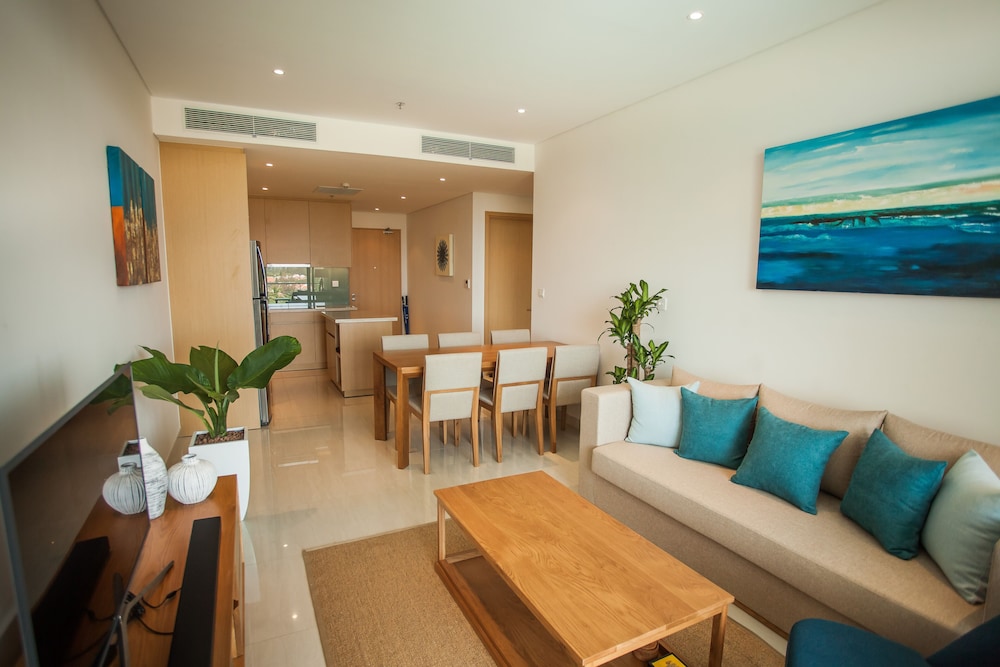Apartment, 2 Bedrooms, Pool Access