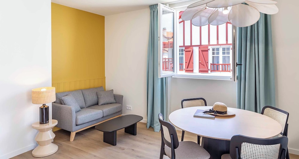 Superior Apartment