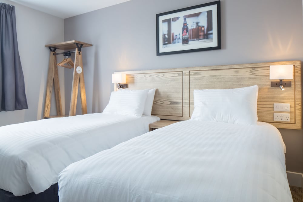 Double or Twin Room photo 2