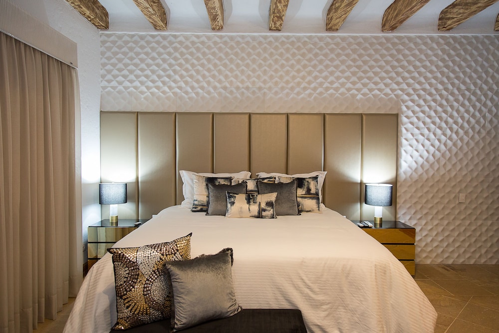 Standard Double or Twin Room - Photo 6