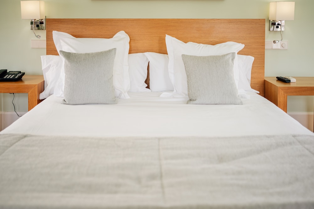 Premium Room - Photo 20