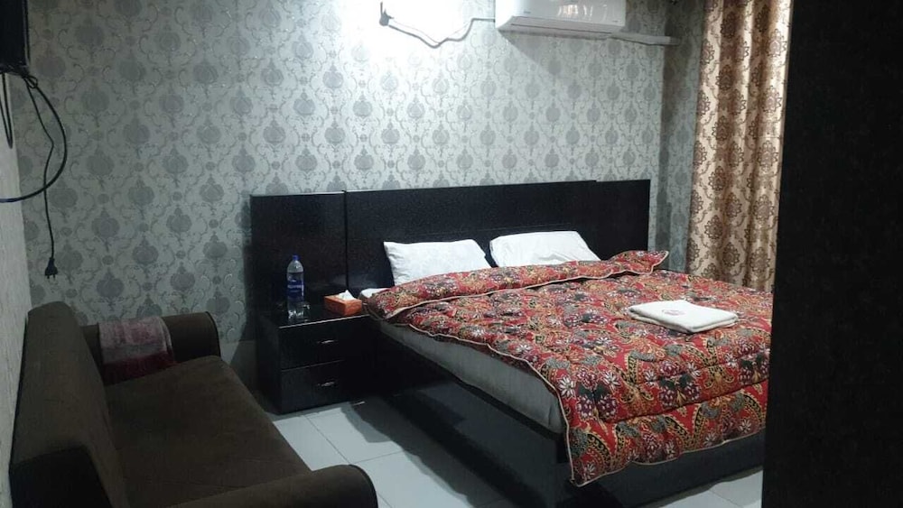 Standard Double Room photo 3