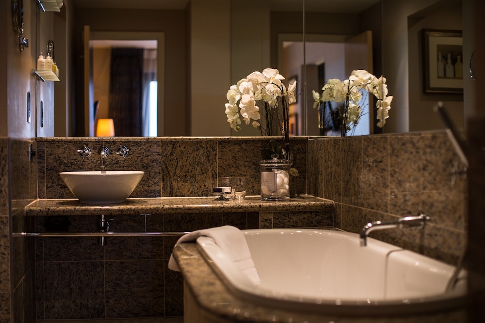 Master Suite photo 2