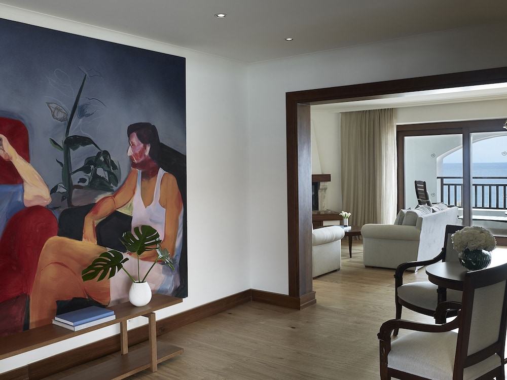 Premium Unique Suite