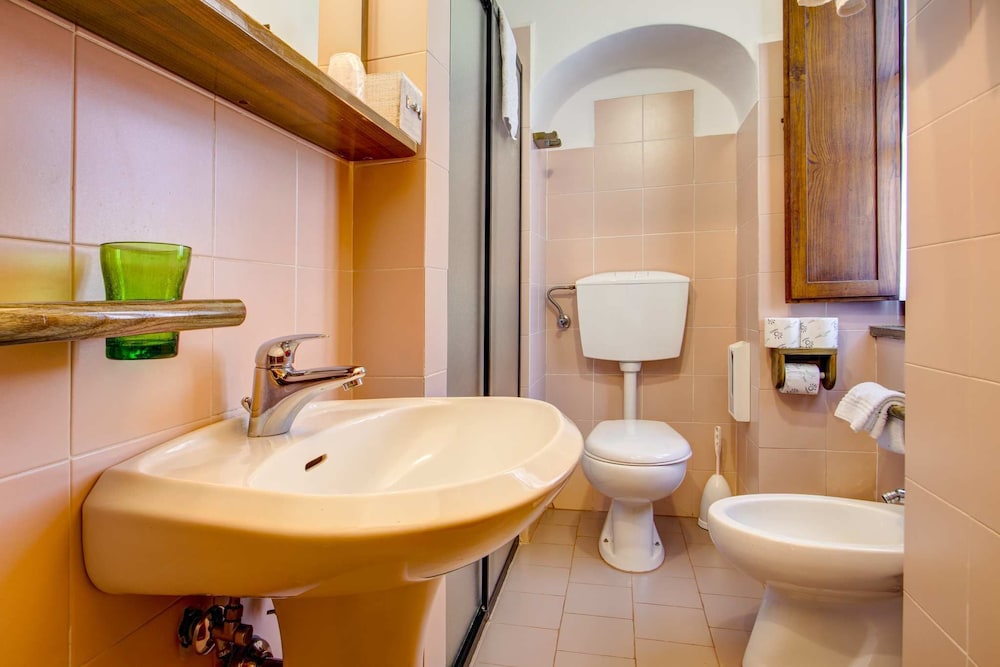 Classic Triple Room photo 3