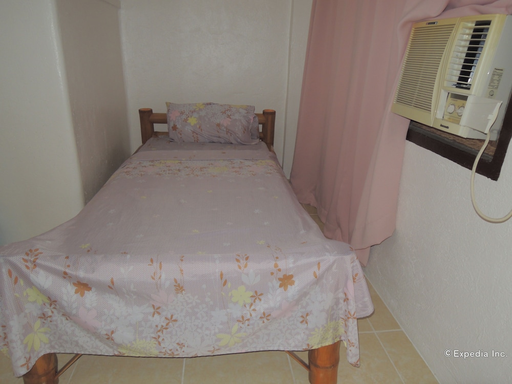 Standard Room photo 2