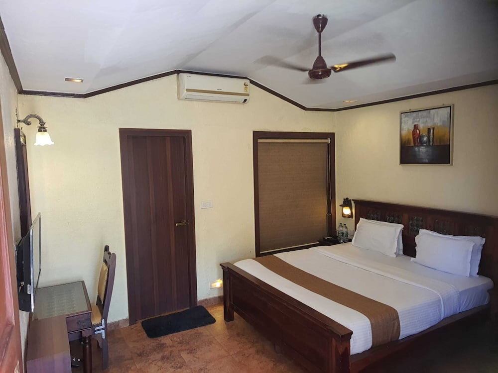 Super Deluxe Room - Photo 11