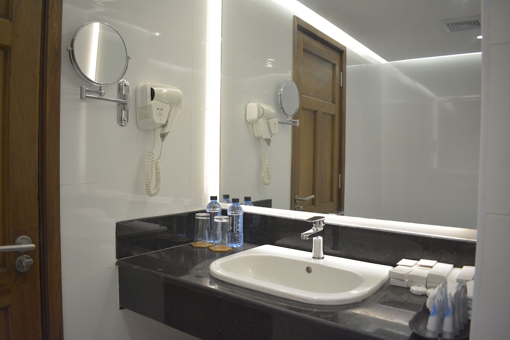Suite - Photo 4