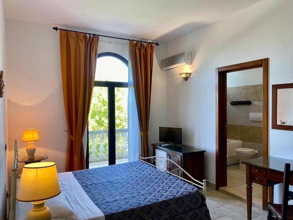Comfort Room photo 1