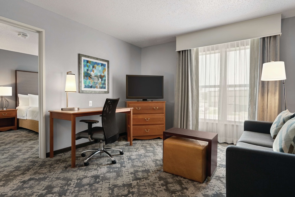 Suite, Accessible, Non Smoking - Photo 1