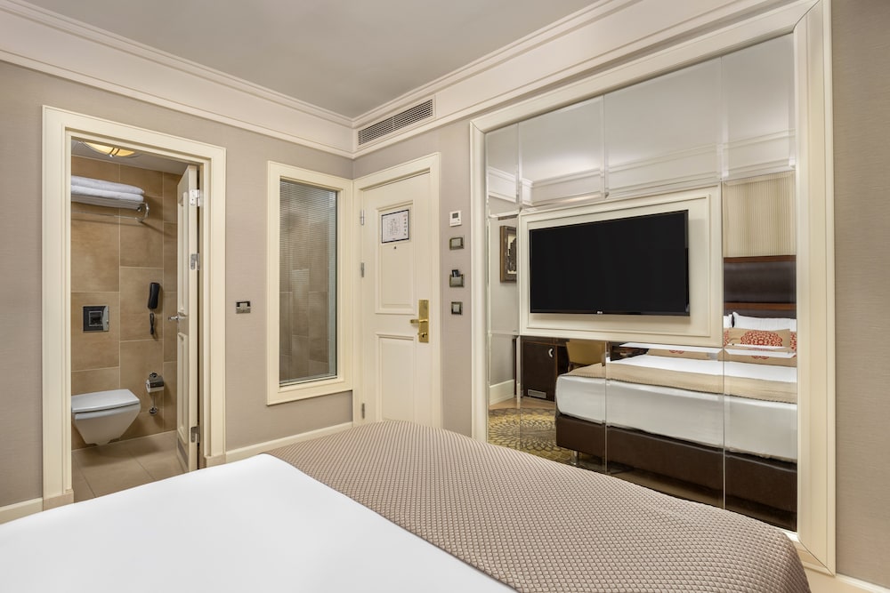 Economy Room (No Window) photo 3
