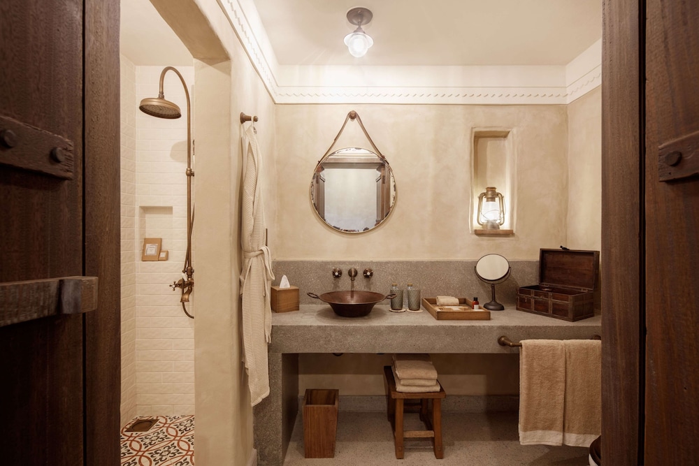 Room, 2 Twin Beds, Balcony (Heritage, Souq Balcony) photo 3