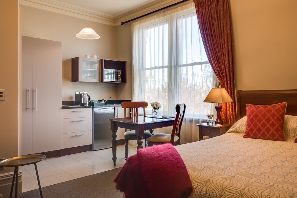 Junior Studio Suite (Manor)