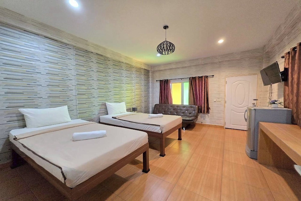 Standard Twin Room photo 1