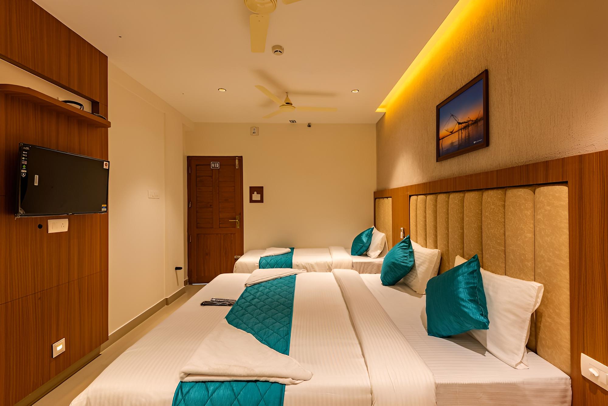 Deluxe Triple Room - Photo 3