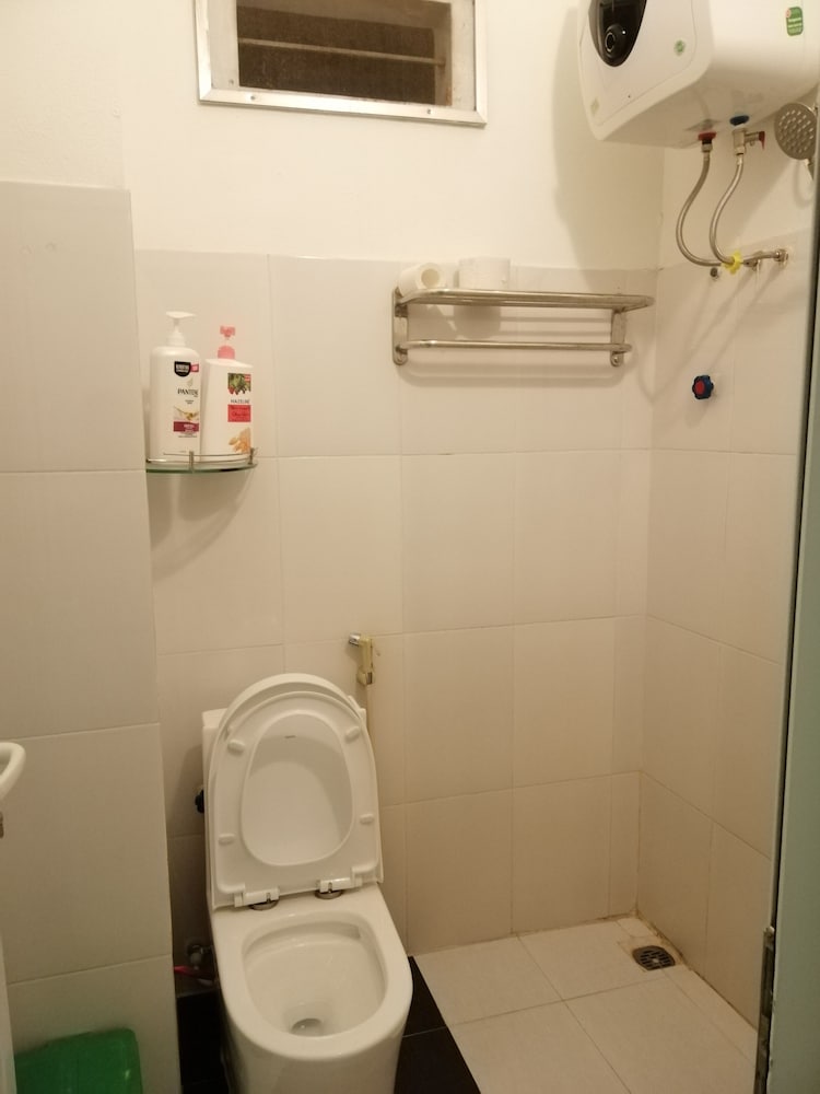 Standard Triple Room, 2 Bedrooms, Non Smoking photo 3
