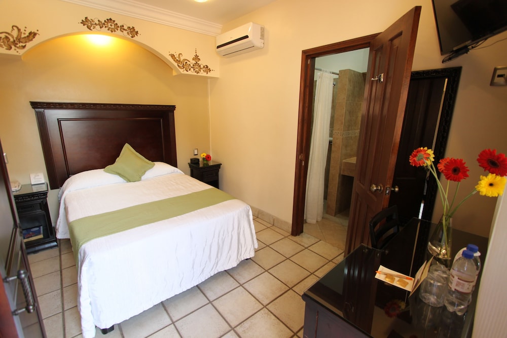 Double Room - Photo 1
