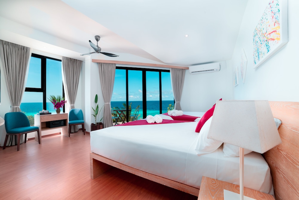 Family Room, Balcony, Sea View