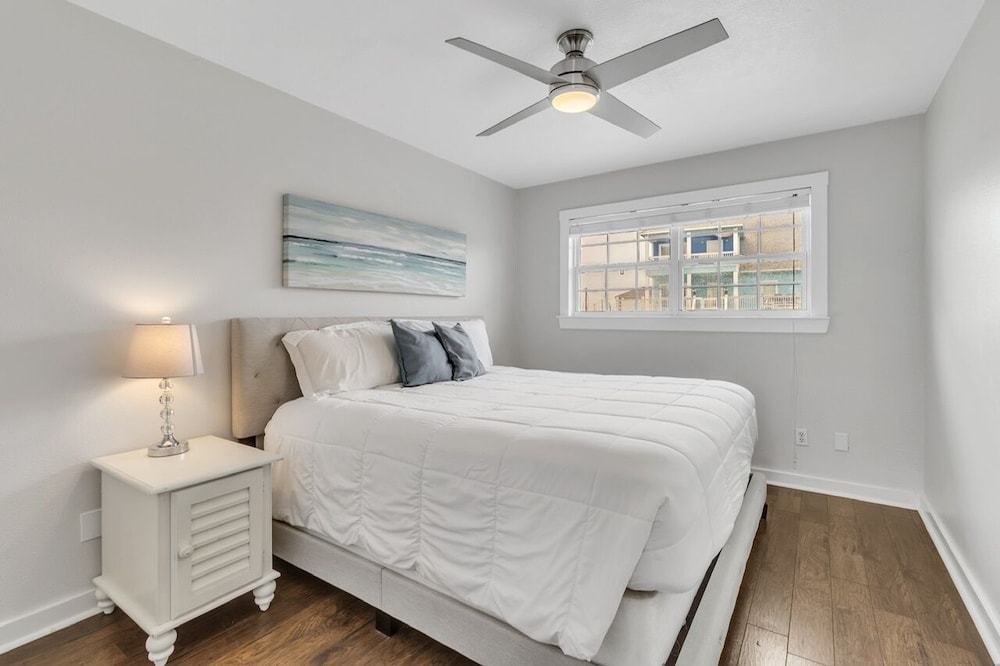 House, 2 Bedrooms