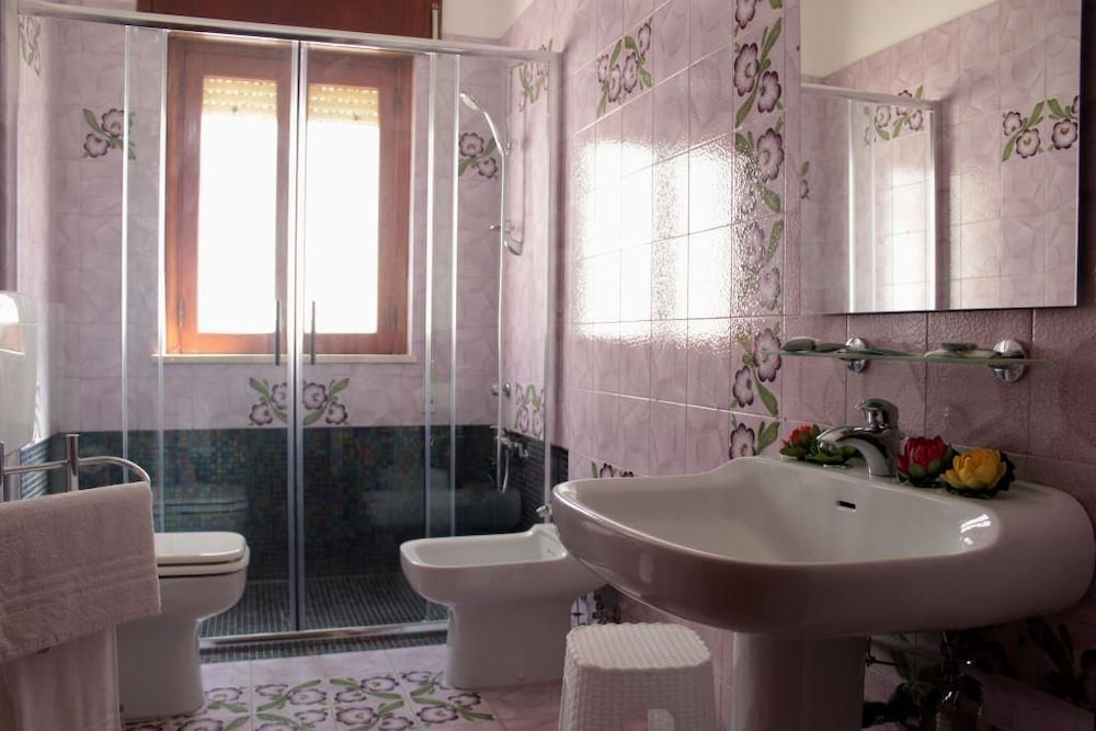 Quadruple Room, Private Bathroom (Mandorlo) photo 2