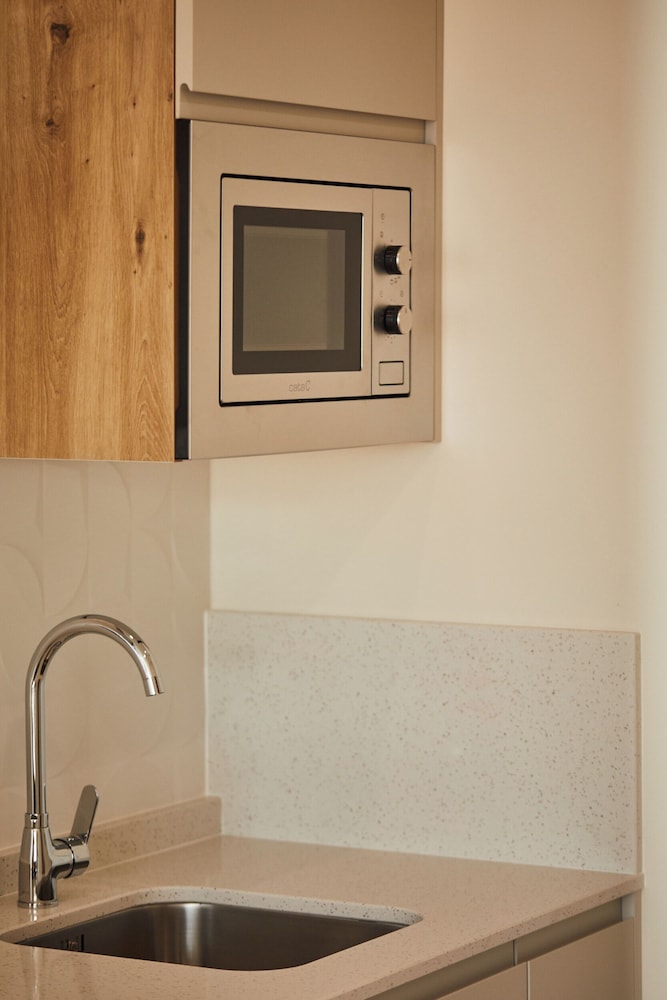 Estudio, Balcón Estudio, Balcón