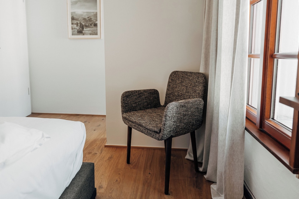 Basic Double Room photo 2