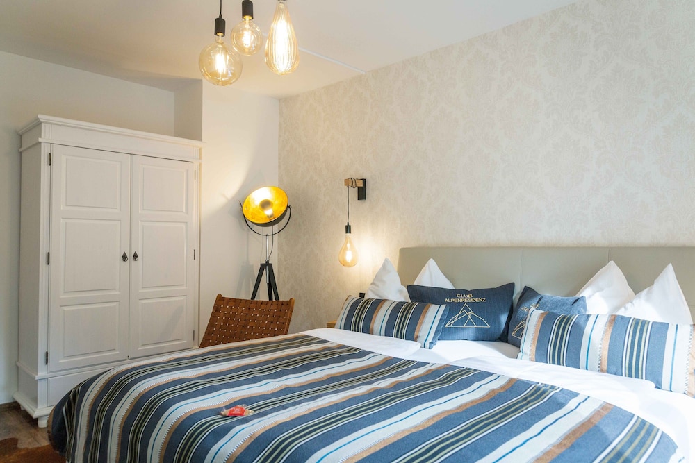 Deluxe Apartment, 2 Bedrooms, Mountain View