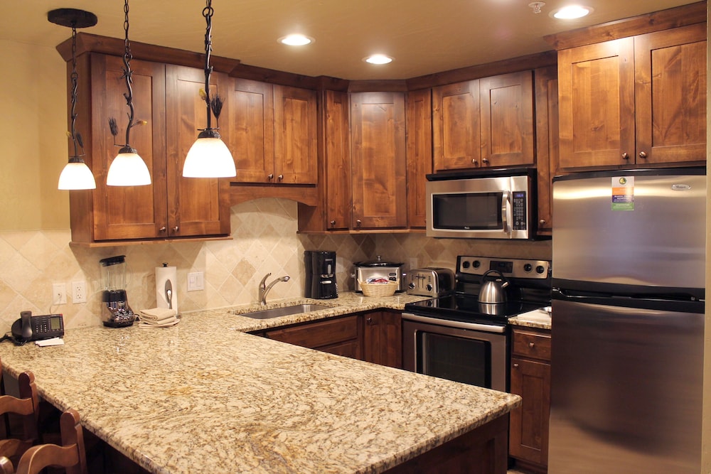 Grand Condo, 1 Bedroom, Balcony (Grand Lodge Peak 7 - 1 Bedroom) photo 3