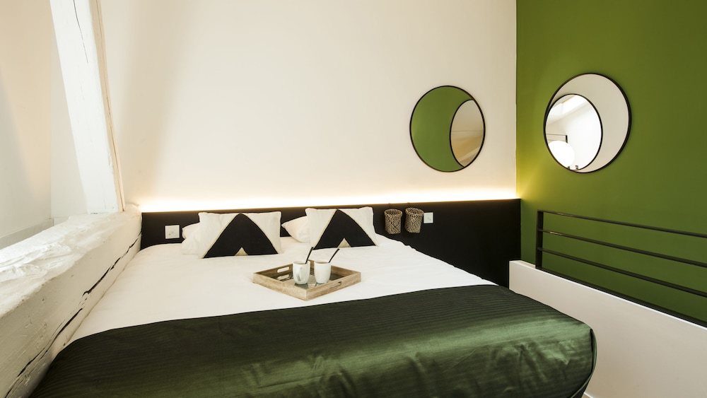 Suite Luxe Eden, 17 Rue Auguste Comte, 69002 Lyon