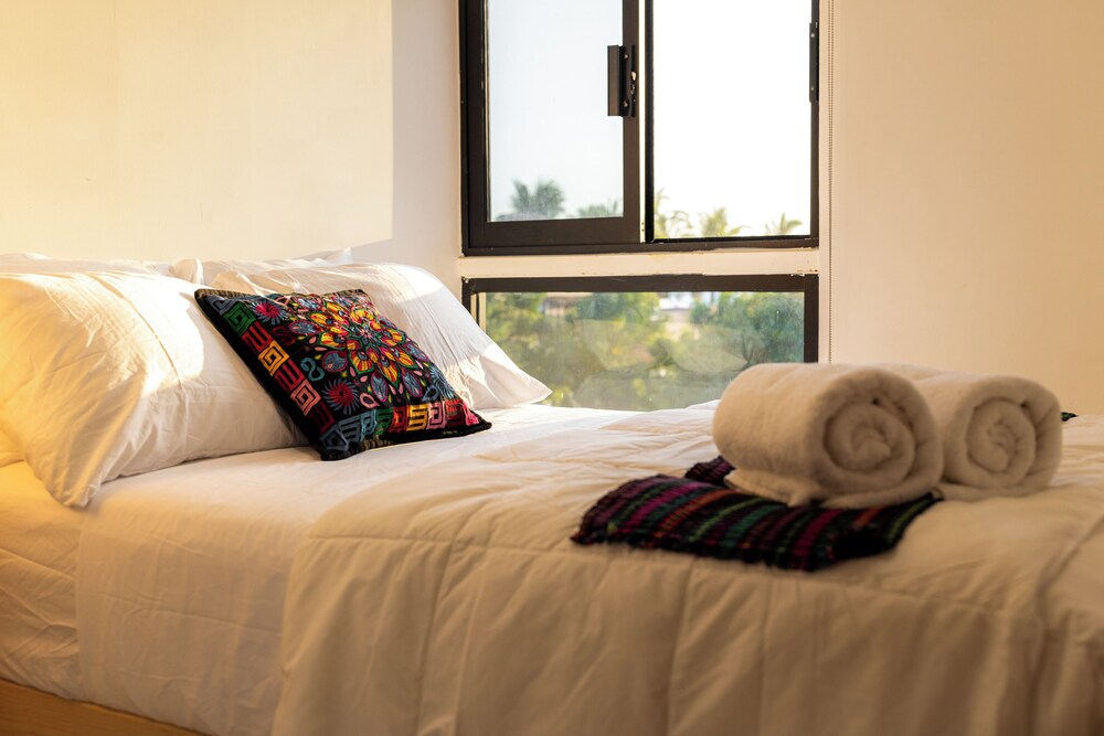Superior Studio Suite, Partial Ocean View