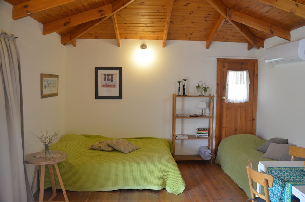 Basic Bungalow, 1 Bedroom, Garden View photo 1