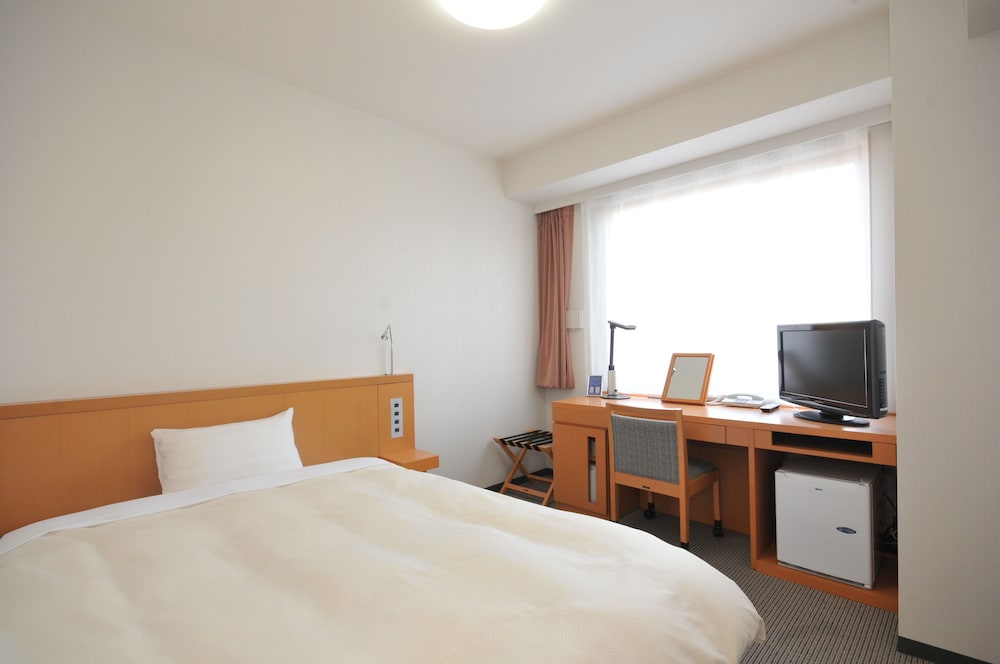 Standard Single Room, Smoking, 14 ft2 Bed width 1400mm - Photo 1