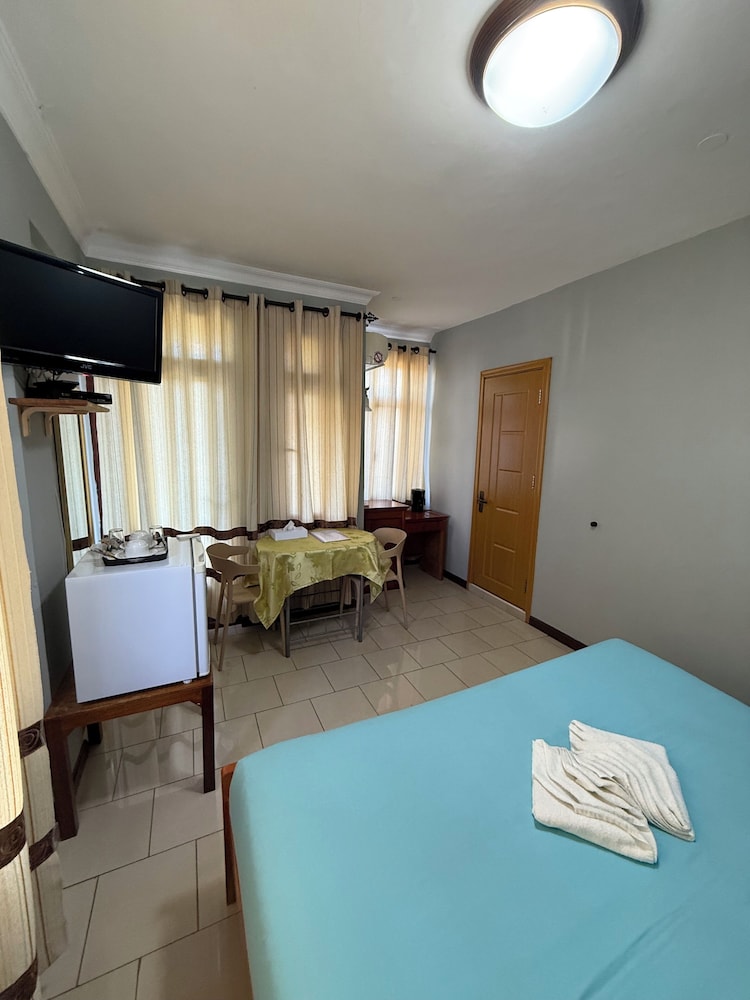 Standard Room - Photo 1