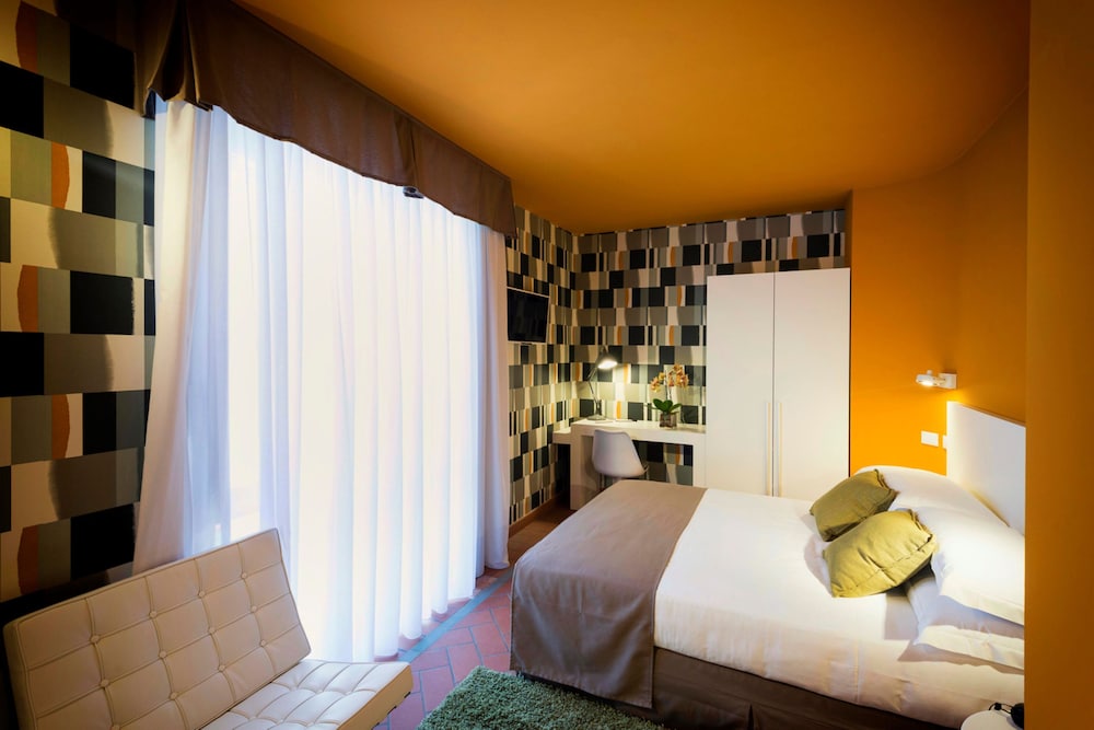 Junior Room thumbnail 6