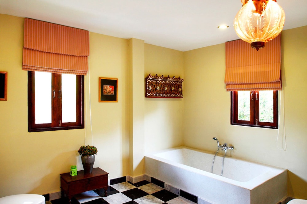 Executive Deluxe Room - Photo 14