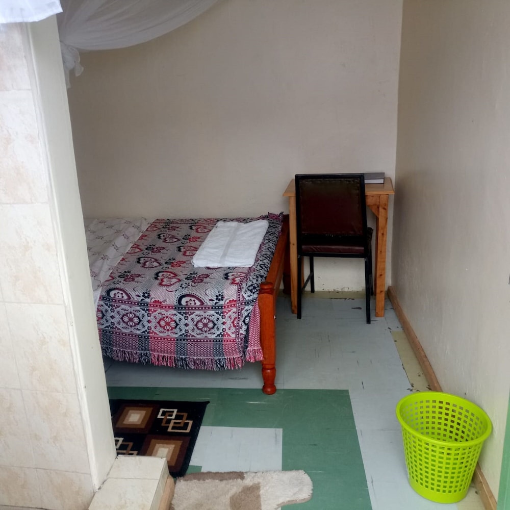 Single Room photo 3