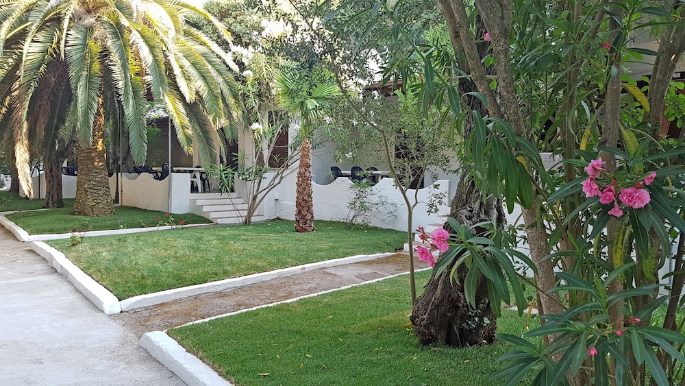Bungalow, 1 Bedroom, Smoking, Garden View