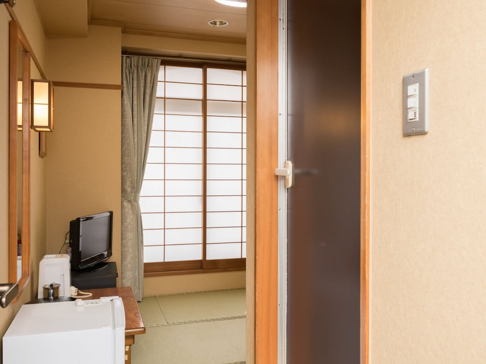 Japanese Style Room- Single Occupancy (Smoking) - Photo 2