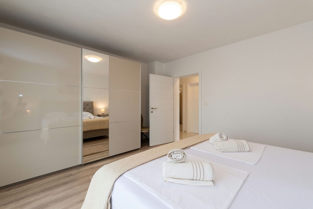 Villa, 2 Bedrooms, Private Pool, Mountain View photo 3