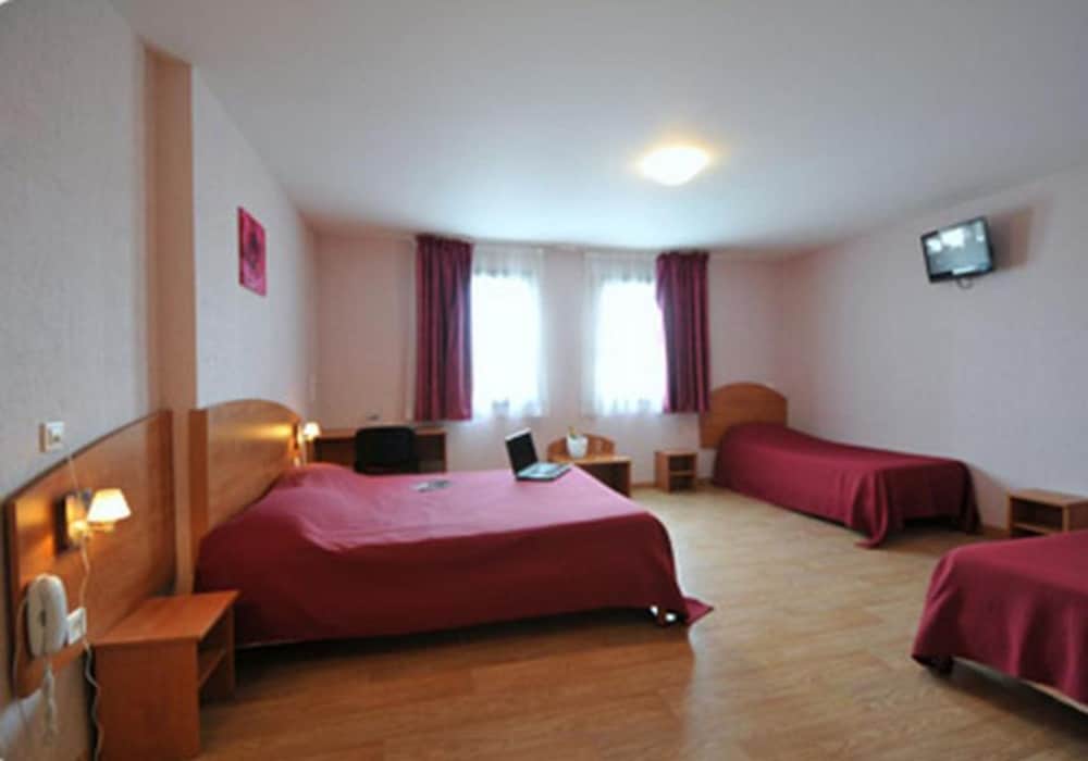 Triple Room - Photo 5