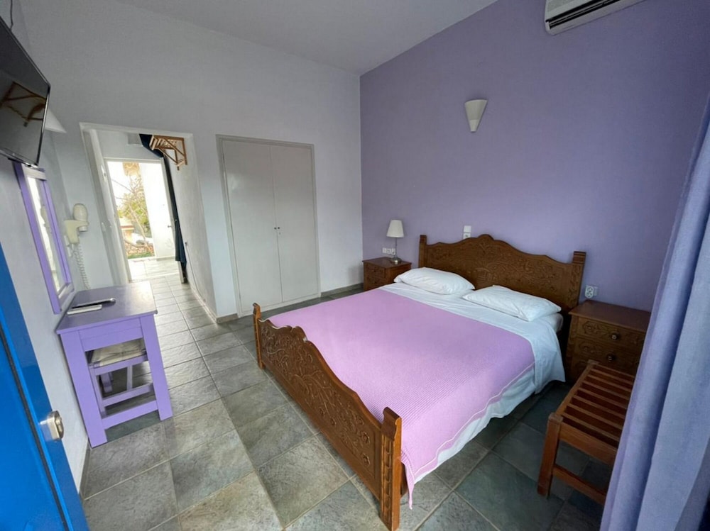 Basic Room photo 2