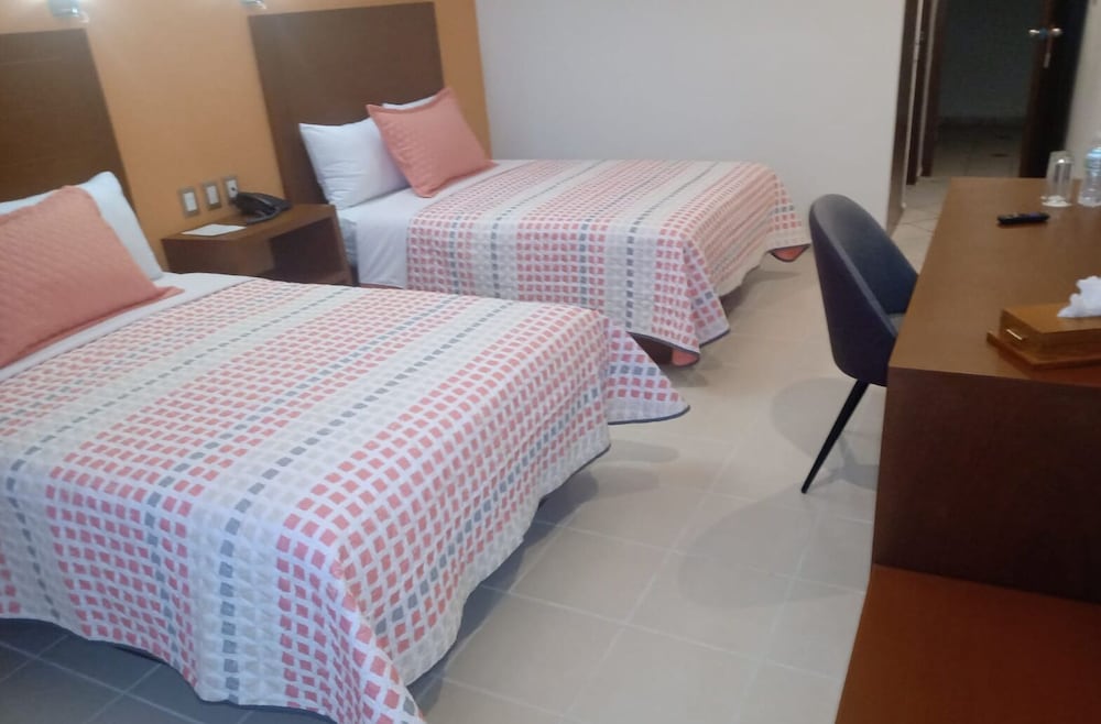 Executive Double Room, 2 Double Beds photo 2