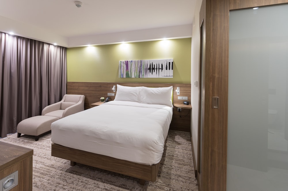 Room, 1 Queen Bed - Photo 2