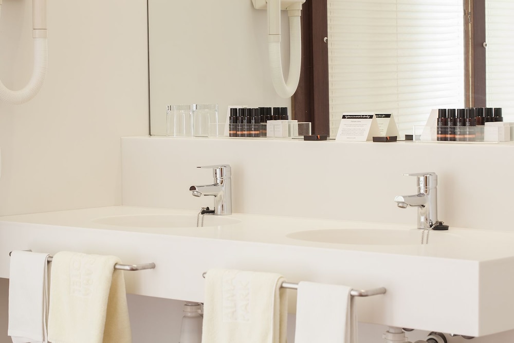 Family Suite - Photo 13