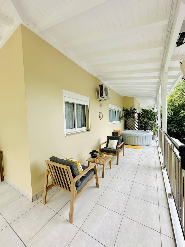 Studio, 1 Double Bed, Hot Tub, Garden View photo 3