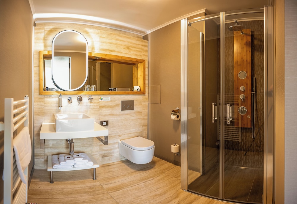 Executive Double or Twin Room (Free Wellness) - Photo 7