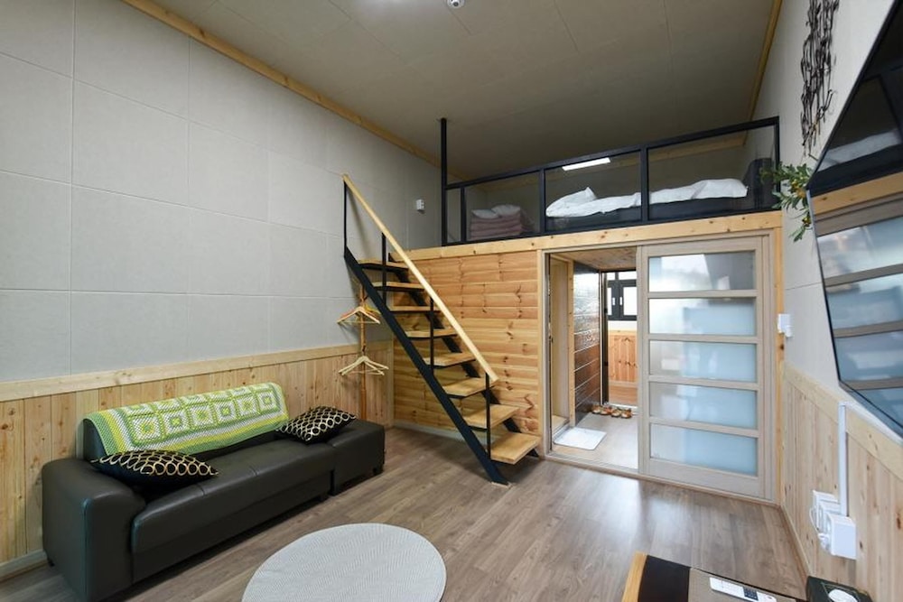 Basic Room, 1 Bedroom (202) photo 3