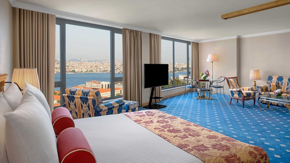 Business Suite, Smoking, Sea View