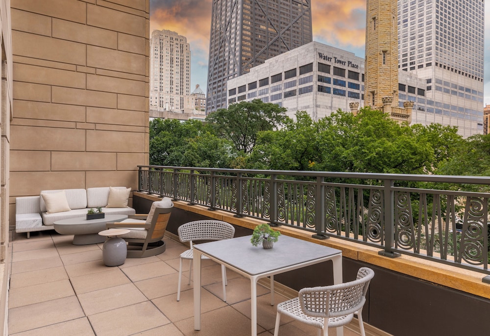 Suite, Terrace (Water Tower) thumbnail 5
